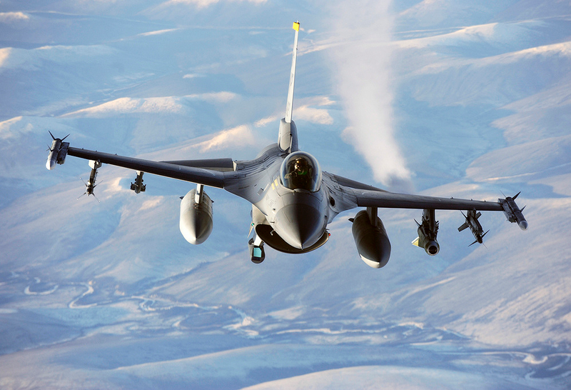 Illustration for article titled 75 Amazing Images Of U.S. Air Power In South Korea